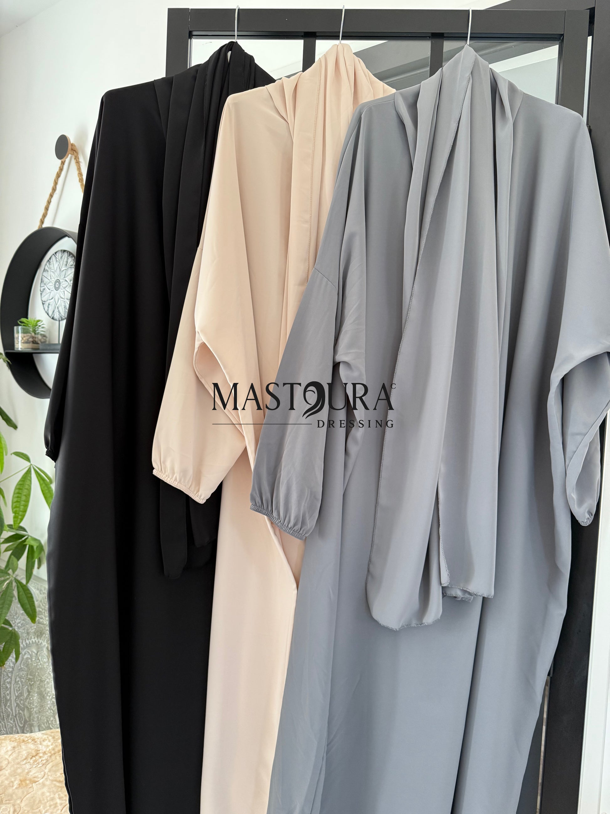 Abaya hijab intégré